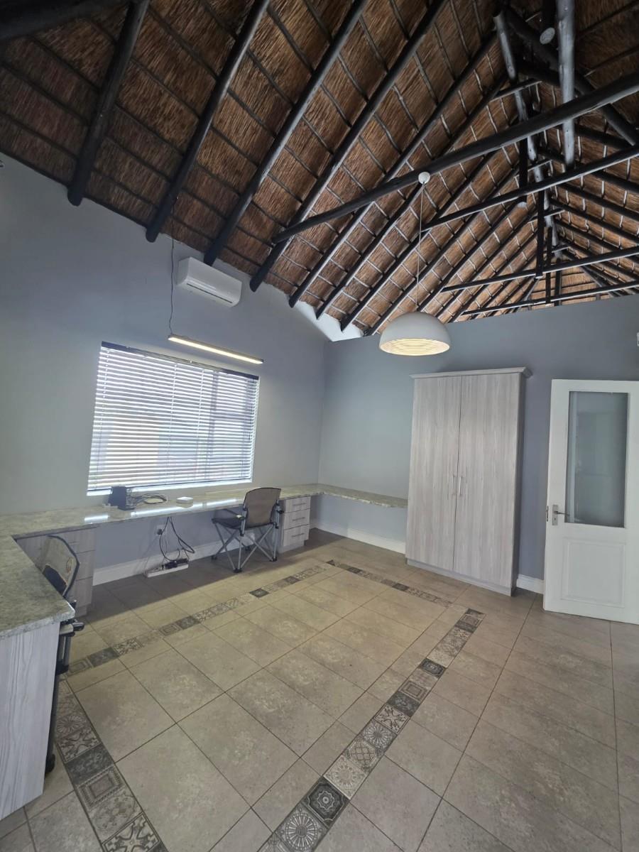 3 Bedroom Property for Sale in Cannon Rocks Eastern Cape